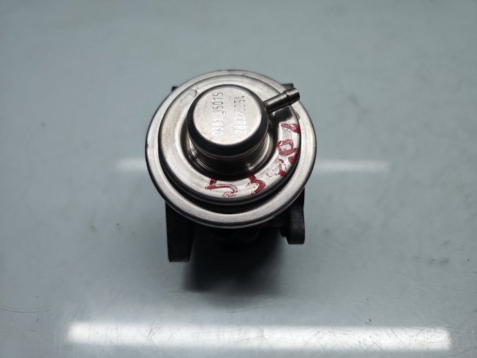 Supapa EGR Skoda Octavia 2 (1Z3) [Fabr 2004-2013] 038129637D 2.0 TDI BKD 103KW / 140CP