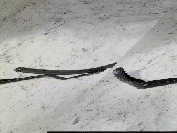 Brat stergator parbriz stanga OEM Renault Captur [Fabr 2013-prezent] 0.9