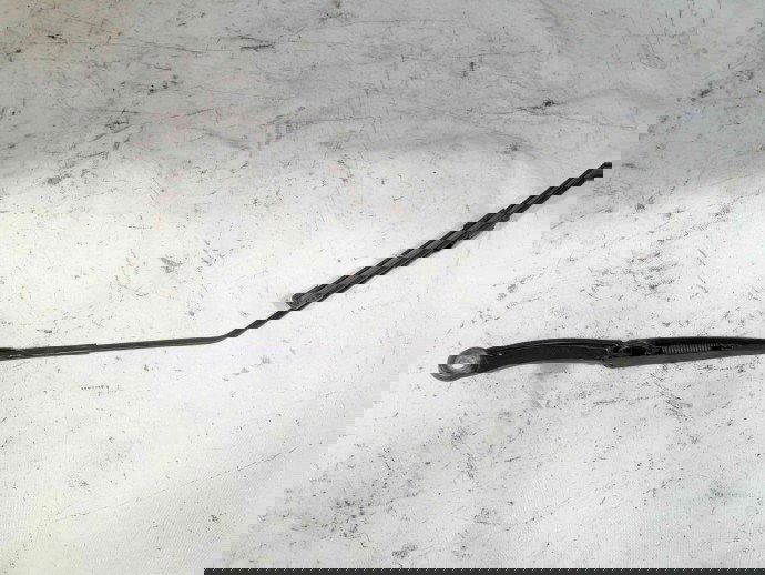 Brat stergator parbriz dreapta OEM Renault Captur [Fabr 2013-prezent] 0.9