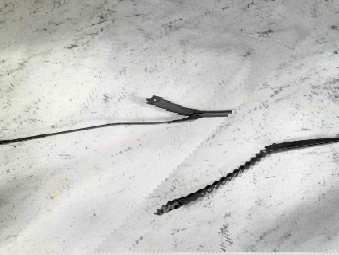 Brat stergator parbriz dreapta OEM Renault Captur [Fabr 2013-prezent] 0.9