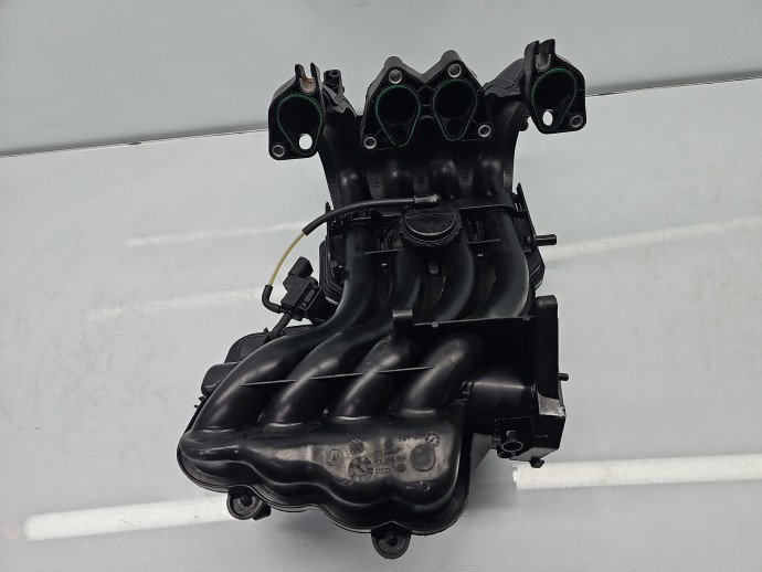 Galerie admisie Volkswagen Golf 5 (1K1) [Fabr 2004-2008] 06A133203DL 1.6 Benz BSE 75KW / 102CP