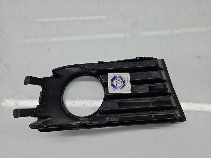 Grila proiector stanga Volkswagen Golf 5 (1K1) [Fabr 2004-2008] Hatchback aftermarket