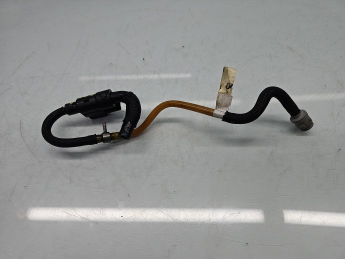 Conducta combustibil Bmw 5 (E60) [Fabr 2004-2010] OEM 2.0 N47D20O0 130KW / 177CP
