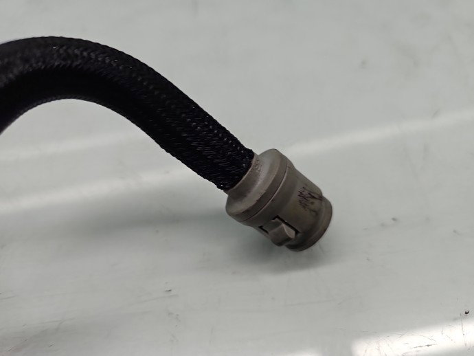 Conducta combustibil Bmw 5 (E60) [Fabr 2004-2010] OEM 2.0 N47D20O0 130KW / 177CP