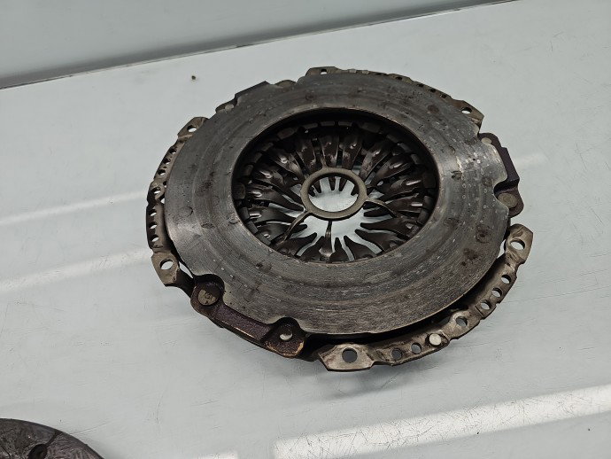 Volanta Mazda 6 (GJ1) [Fabr 2014-2021] 2.2 SHY4 SH01-16410-Z06 129KW / 176CP