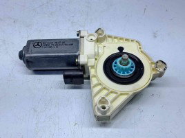 Motoras geam dreapta fata Mercedes Clasa A (W169) [Fabr 2004-2012] A1698201642