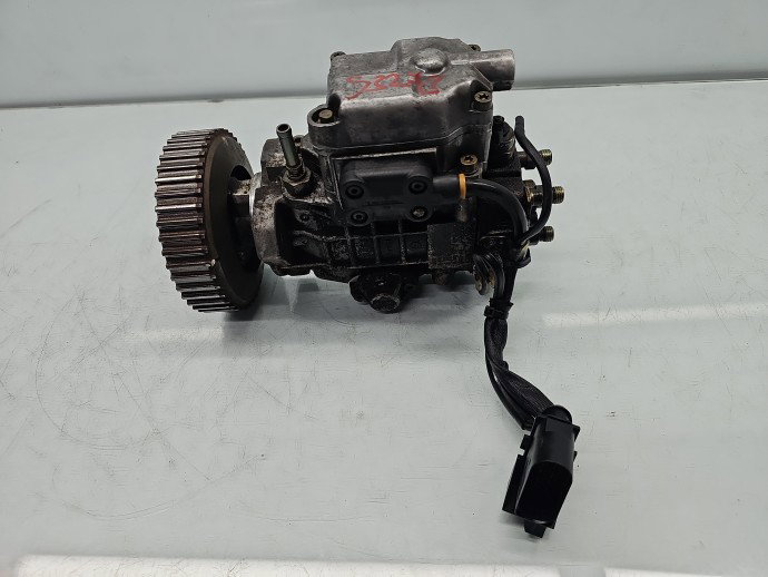 Pompa inalta presiune Volkswagen Golf 4 Variant (1J5) [Fabr 1999-2005] 038130107B 1.9 TDI AQM 50KW / 75CP