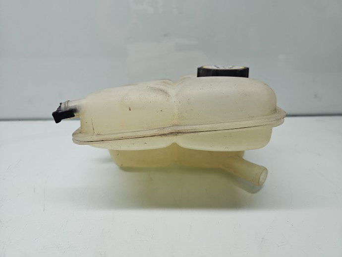 Vas expansiune Ford Focus 3 [Fabr 2010-2018] Hatchback 8V61-8K218-AE