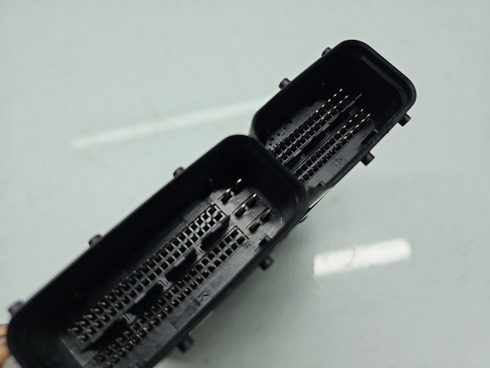 Calculator motor ECU Volkswagen Jetta 3 (1K2) [Fabr 2005-2010] 03G906021PM 1.9 TDI BXE 77KW / 105CP