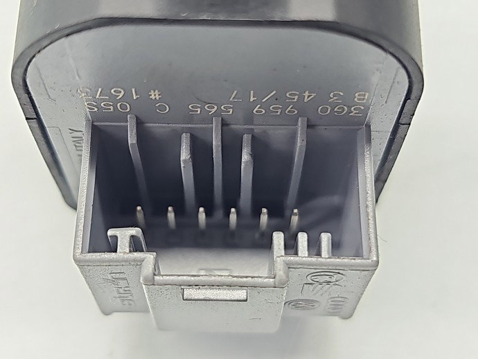 Buton reglaj oglinzi Volkswagen Passat B8 (3G2) [Fabr 2015-prezent] 3G0959565C