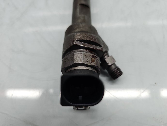 Injector Bmw 5 (E60) [Fabr 2004-2010] 7798446 2.0 N47D20U0 105KW / 143CP
