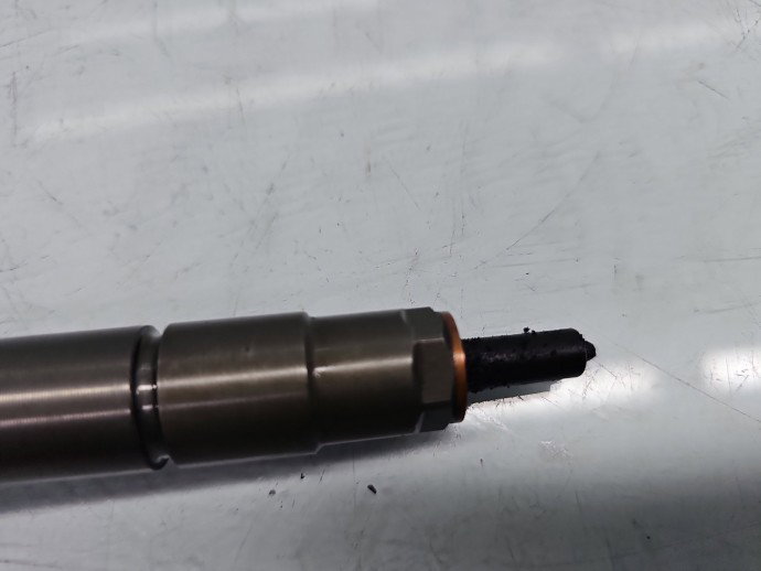 Injector Bmw 5 (E60) [Fabr 2004-2010] 7798446 2.0 N47D20U0 105KW / 143CP