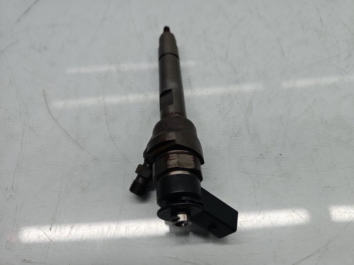 Injector Bmw 3 (E90) [Fabr 2005-2011] 7798446 2.0 N47D20U0 105KW / 143CP
