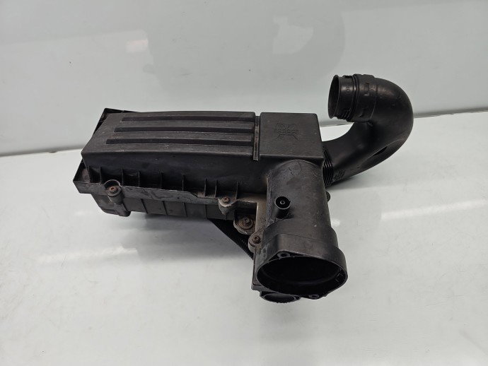 Carcasa filtru aer Volkswagen Tiguan (5N) [Fabr 2007-2016] 3C0129601 2.0 TDI CFFB 103KW / 140CP