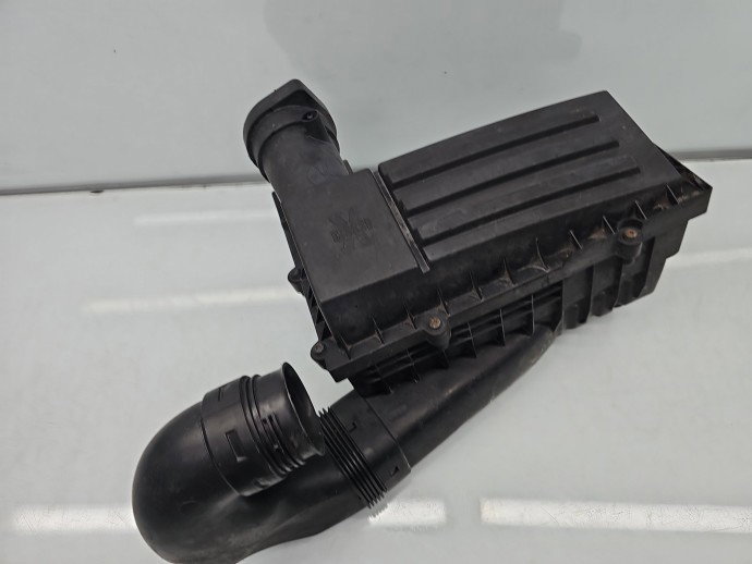 Carcasa filtru aer Volkswagen Tiguan (5N) [Fabr 2007-2016] 3C0129601 2.0 TDI CFFB 103KW / 140CP