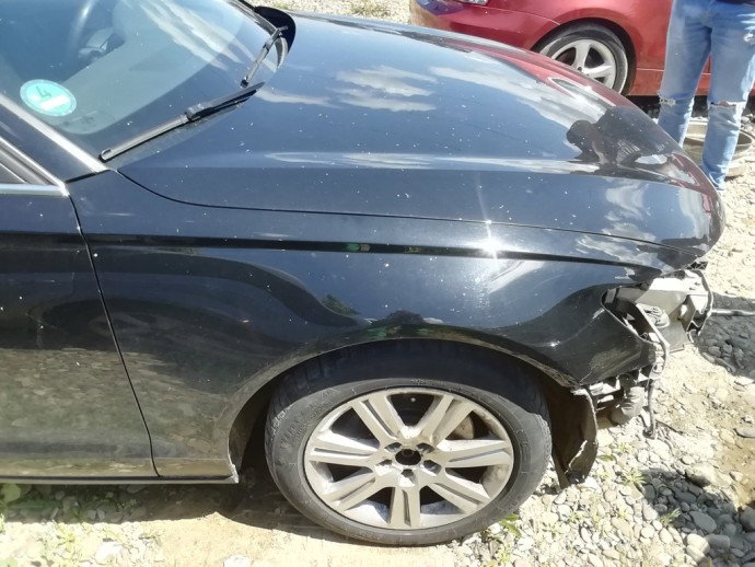 Aripa dreapta fata Audi A6 C7 2.0 TDI LY9B 2011-2017