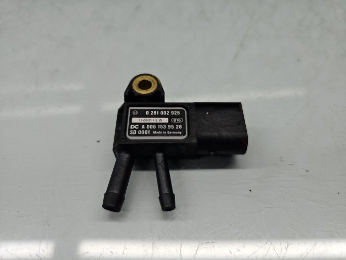 Senzor presiune Mercedes Clasa C (W204) [Fabr 2007-2014] A0061539528
