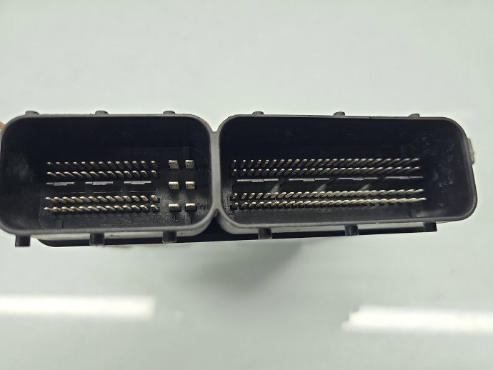 Calculator motor ECU Volvo XC90 [Fabr 2002-2014] 31272463 2.4 D5244T4 136KW / 185CP