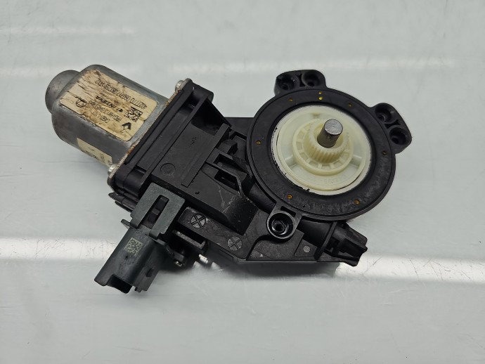 Motoras geam dreapta fata Renault Megane 4 [Fabr 2015-prezent] Break C49011-101