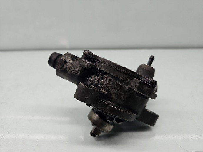 Pompa vacuum Volvo V70 III (P80) [Fabr 2007-2016] 31219463 2.4 D5244T4 136KW / 185CP