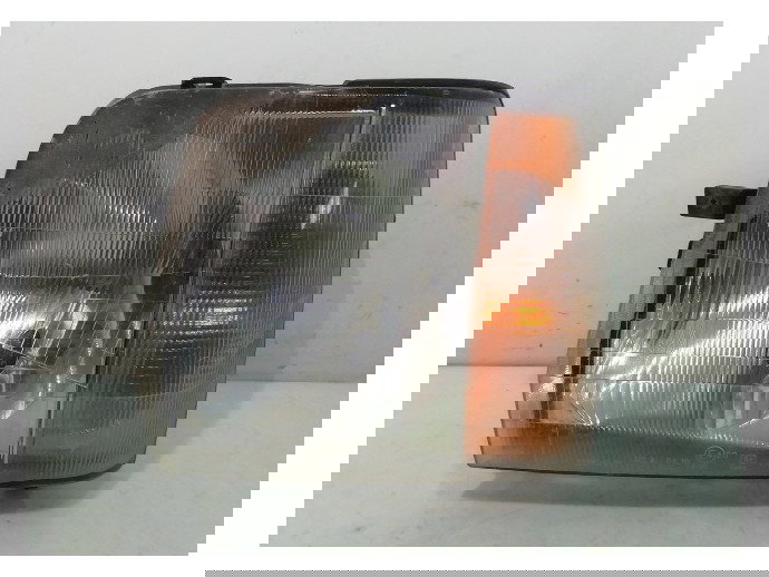 Far stanga Suzuki Wagon 1.3 benz OEM 2000