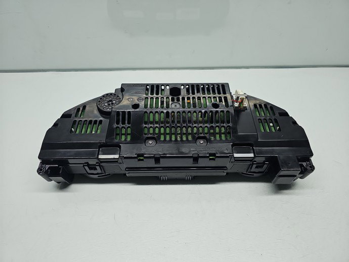 Ceas bord Mercedes Clasa C (W204) [Fabr 2007-2014] A2049004408