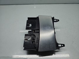 Scrumiera Mercedes Clasa C (W204) [Fabr 2007-2014] A2046801350