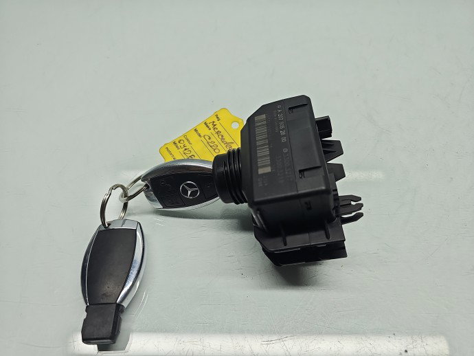Contact cu cheie Mercedes Clasa C (W204) [Fabr 2007-2014] A2079052600 2.2 CDI 651911125KW / 170CP