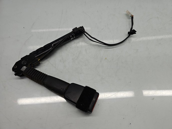 Capsa centura dreapta fata Bmw 3 (F30) [Fabr 2012-2017] 7259388