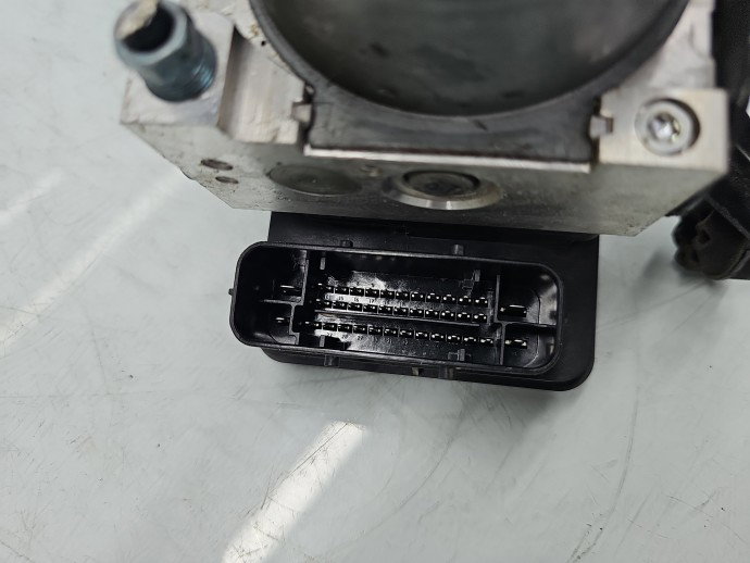 Pompa ABS Bmw 3 (F30) [Fabr 2012-2017] 6861376 2.0 N20B20U0 135KW / 184CP