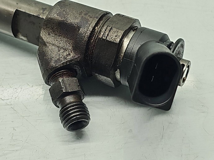 Injector Mercedes Clasa A (W169) [Fabr 2004-2012] A6400701287 2.0 CDI 640941 103KW / 140CP