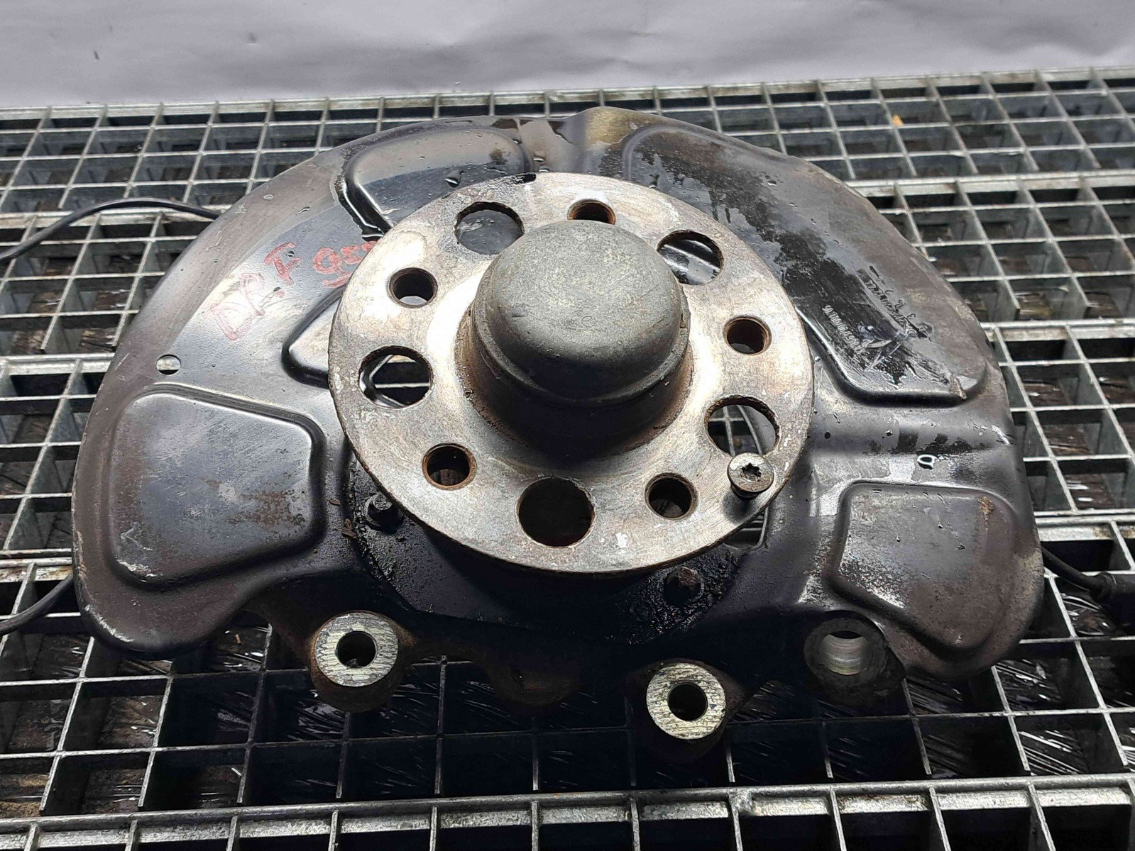 Fuzeta fata dreapta Mercedes Clasa E (W212) [Fabr 2009-2016] A2124201244 2.2 CDI 651924 2.2 CDI 651924 125KW / 170CP - imagine 1