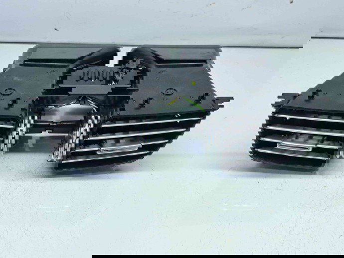  Grila aerisire centrala Mercedes Clasa E (W212) [Fabr 2009-2016] A2128303154