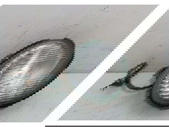 Proiector ceata dreapta Suzuki Wagon 1.3 benz OEM 2000