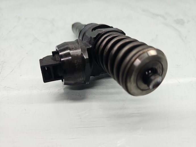 Injector Volkswagen Golf 5 (1K1) [Fabr 2004-2008] 038130073AG 1.4 TDI AMF 55KW / 75CP