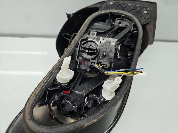 Stop aripa dreapta MINI Paceman (R61) [Fabr 2013-prezent] 9809540-07