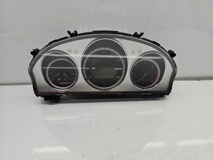 Ceas bord Mercedes Clasa C (W204) [Fabr 2007-2014] A2049004402