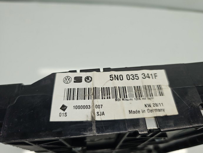 Conector auxiliar USB Volkswagen Touran (1T3) [Fabr 2010-2015] 5N0035341F