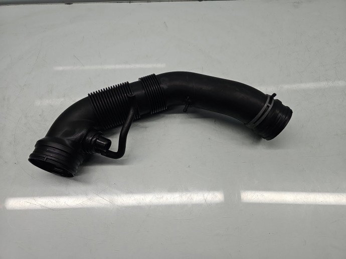 Tub admisie aer Volkswagen Jetta 3  (1K2) [Fabr 2005-2010] 1K0129684 1.6 Benz BSE 75KW / 102CP
