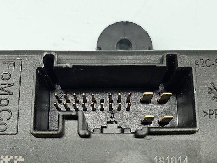 Modul confort Volvo V40 [Fabr 1996-2003] 31343873
