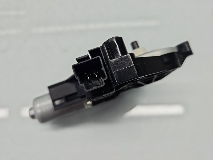 Motoras geam dreapta fata Volvo S60 II [Fabr 2010-2018] Berlina 966269-103