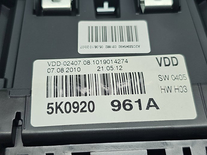 Ceas bord Volkswagen Golf 6 (5K1) [Fabr 2009-2013] 5K0920961A