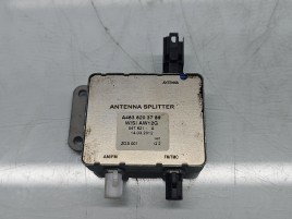 Amplificator antena Mercedes Clasa C (W204) [Fabr 2007-2014] A4638203789