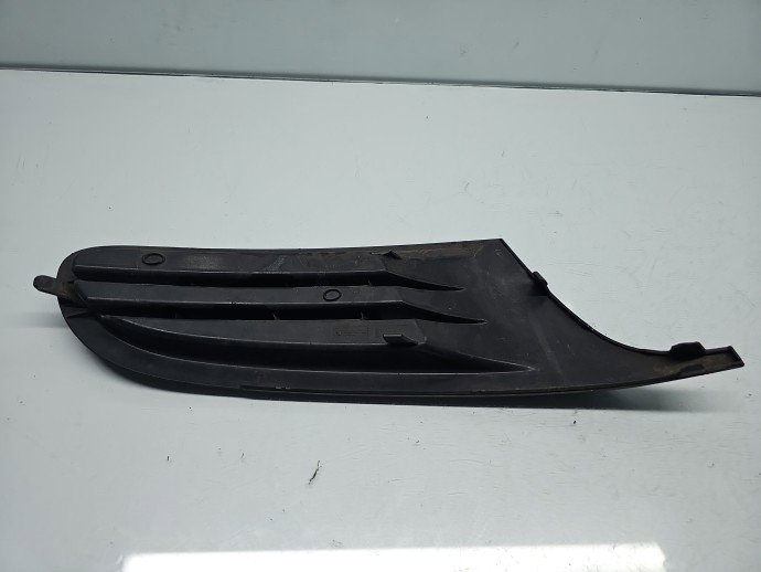 Grila proiector stanga Volkswagen Golf 6 (5K1) [Fabr 2009-2013] Hatchback 5K0853665A