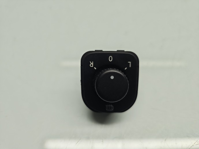 Buton reglaj oglinzi Volkswagen Passat B6 Variant (3C5) [Fabr 2005-2010] 1K0959565H