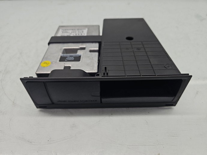 Modul confort AUDI A4 (8K2, B8) [Fabr 2008-2015] 8T0035785A