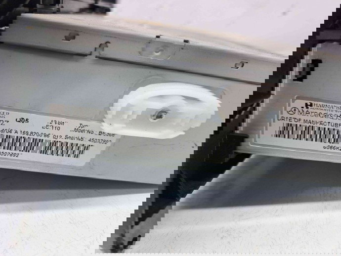  Radio CD Mercedes Clasa A (W169) [Fabr 2004-2012] A1698200086