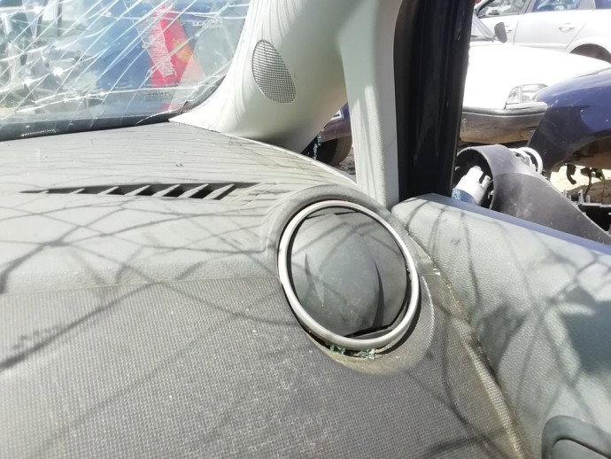 Grila aerisire dreapta Seat Ibiza 1.2 benz OEM 2008-2017