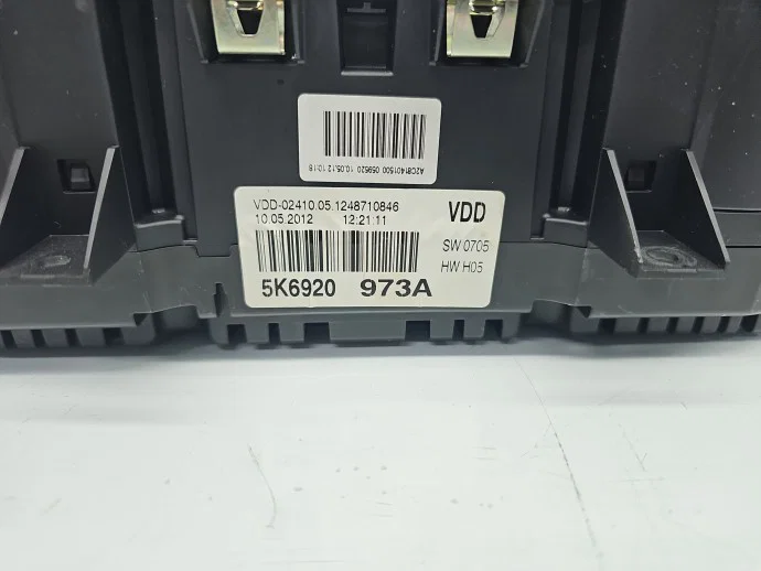 Ceas bord Volkswagen Golf 6 (5K1) [Fabr 2009-2013] 5K6920973A