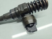 Injector Volkswagen Touran (1T1, 1T2) [Fabr 2003-2010] 038130073BQ 2.0 TDI BMM 103KW / 140CP